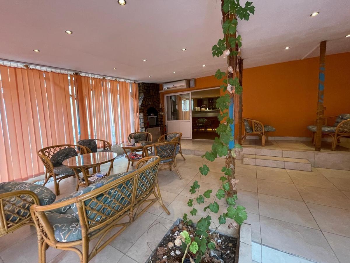 Orange House Hotel Szozopol Kültér fotó
